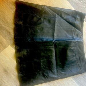 Newport News black skirt size 12.